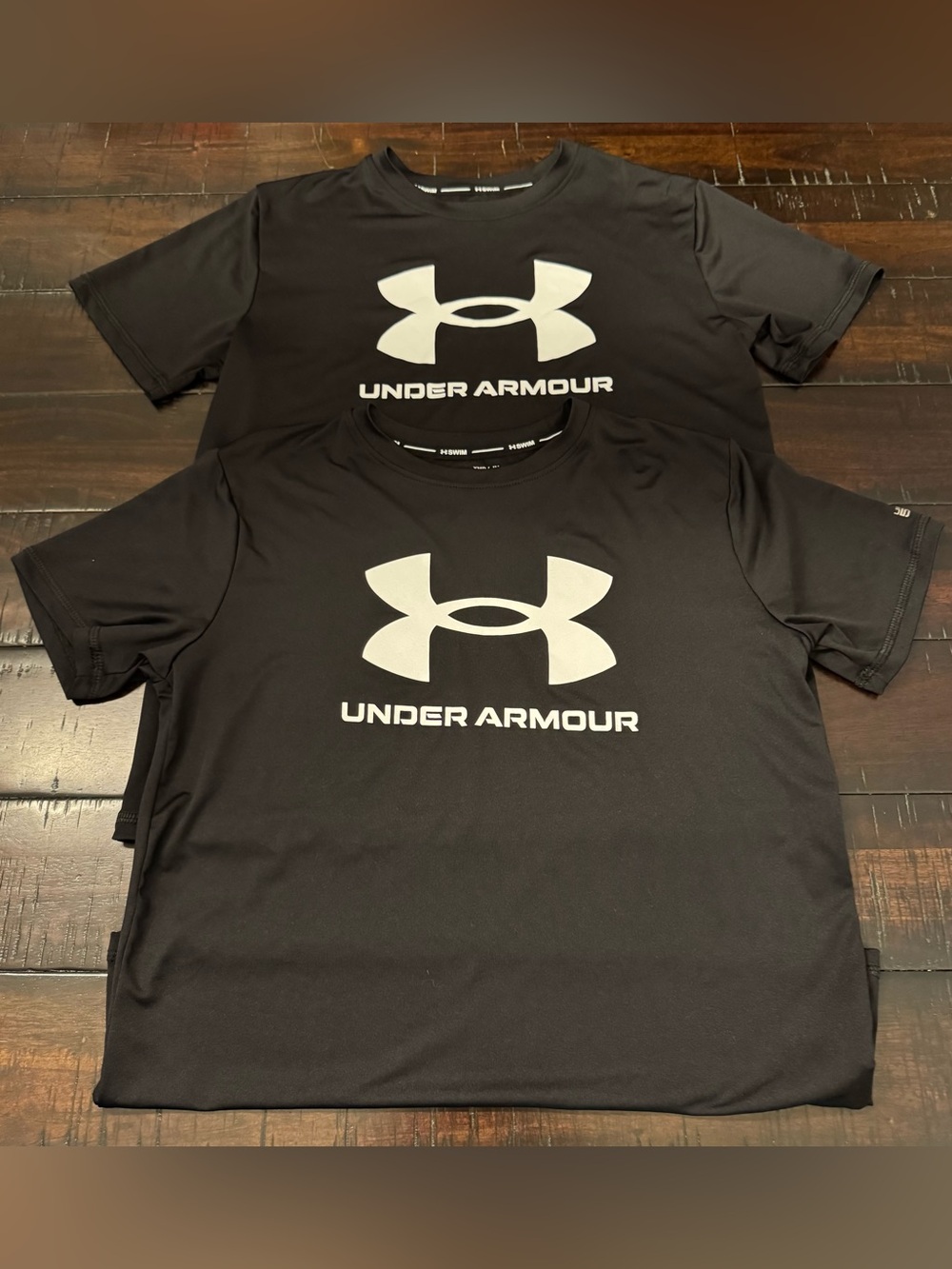 Under Armour Set of 2 Boys Medium UPF 50+ Rashguard Swim Tops